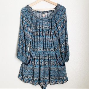 Band of Gypsies Paisley Blue Romper Size Medium